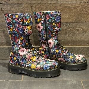 SUPER RARE Dr. Martins Jagger Wanderlust floral mid-calf platform boots! 💫⭐️